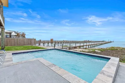 The Cats Meow Hotels in Rockport