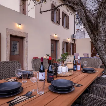 Walnut Tree Villa Ano Archanes-10km from Heraklion