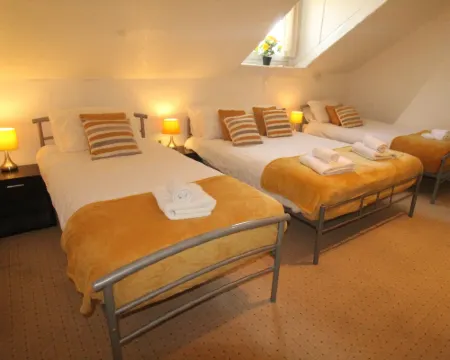 Lundwood House Barnsley by Smart Corporate Stays Hotels in Barnsley
