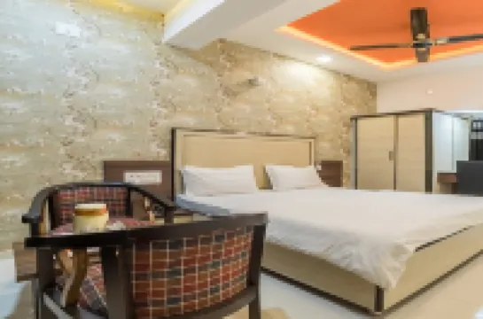 Hotel Zorba, Deesa Hotels in Banaskantha