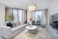 Opera Grand Burj Khalifa & Fountain View