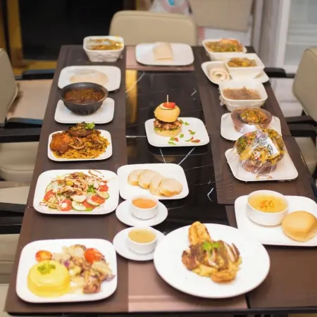 Fullbliss Hotel and Suites
