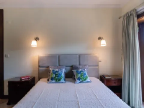 Feel Discovery Maçã Douro Hotels in Armamar