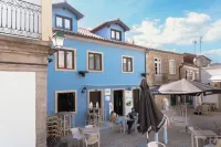 Blue House Ponte de Lima فنادق في Fornelos