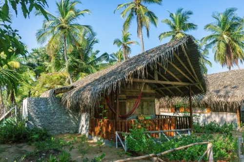 Valampuri Kite Resort Hôtels à : Eluwankulama