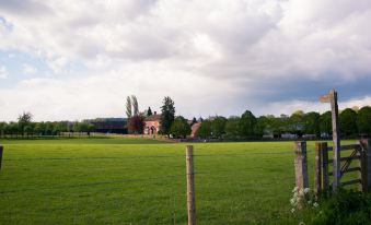 Huntlands Farm Bed & Breakfast