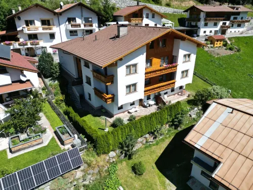 Apartment Sonnenschein B by Interhome - Parkplatz