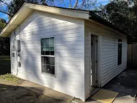 Cozy cottage in Hattiesburg with AC, WiFi