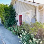 Mary's Place is a historic cottage with private garden in the center of town. Hotels near Richardson Grove State Park