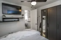 Riverside Tiny Home Retreat 28+ Day Extended Stays Welcome