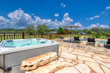 Charming Farmhouse with Pool and Hot Tub - Inviting Country Retreat