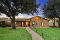 Private Pool, Game Room, and Outdoor Retreat - Spectacular Oasis Hotels near Mary Heads Carter Park