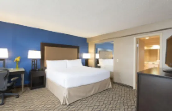 Grand Royal Hotel O'Hare - Chicago Hotels in Elk Grove Village