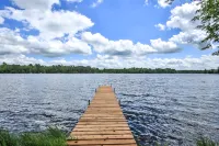 Fabulous Lake Views, Private Dock and Firepit - Stunning Private Cabin