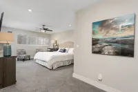 Ocean View Balcony and Designer Interiors - Stunning Coastal Retreat