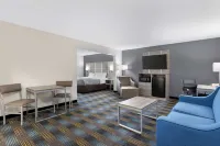 Quality Inn & Suites Fort Madison Near Hwy 61 Hotel di Nauvoo
