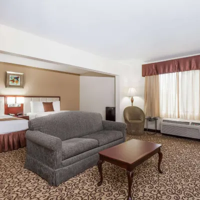 Baymont by Wyndham Columbia Fort Jackson Hotels near Woodlands Park