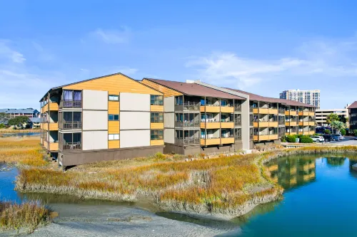 Arcadian Serenity- near Beach- King Bed-Water-view Hotels in Horry County