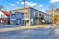 Modern Historic 3 bdrm 2 bath