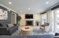 6bedroom family house with pool sauna jacuzzi