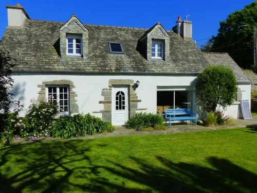 Typical house 600 m away from the beach