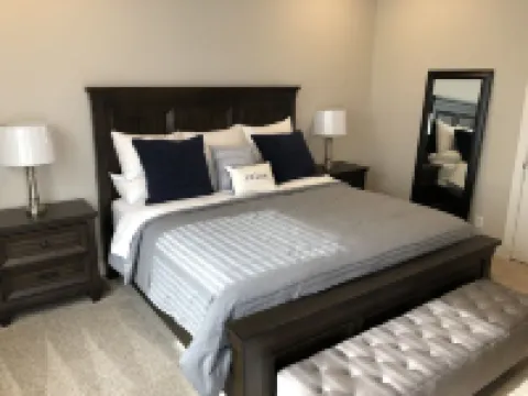 Beautiful Poolside Townhome at Ocotillo Springs in Santa Clara