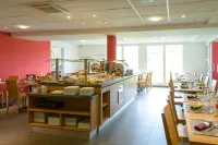 Brit Hotel Reims Croix Blandin Hotels in Reims