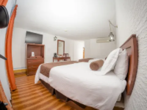 Howard Johnson Calle Real Morelia Hoteles en Morelia