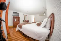 Howard Johnson by Wyndham Morelia Calle Real Hotels in Morelia