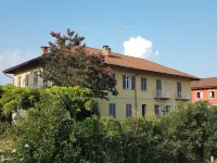 Locanda Ferro UNO Golf Città di Asti Hotel in zona Arazzeria Scassa