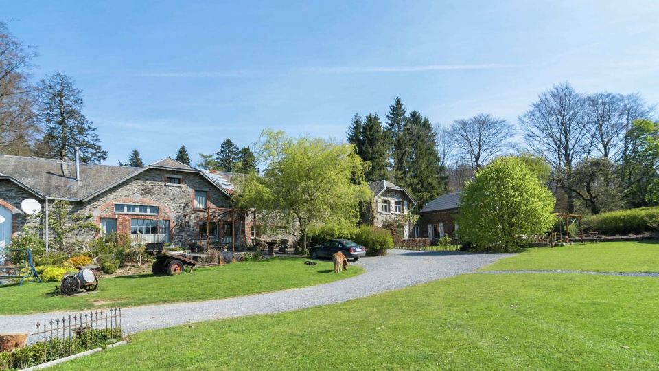 Quaint Holiday Home in Bièvre in the Forest