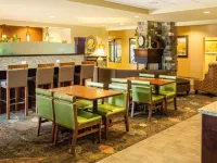 Little Missouri Inn & Suites New Town Hotels in Mountrail County