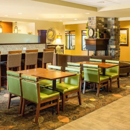 Little Missouri Inn & Suites New Town
