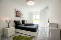 Luxury Westpark 2 Residence Lake View W2 Hotel a Chiajna