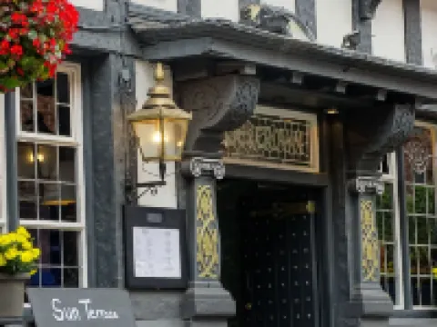 Rose & Crown Inn Hotels in Knutsford