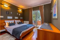 Villa Nada Hotels in Opric