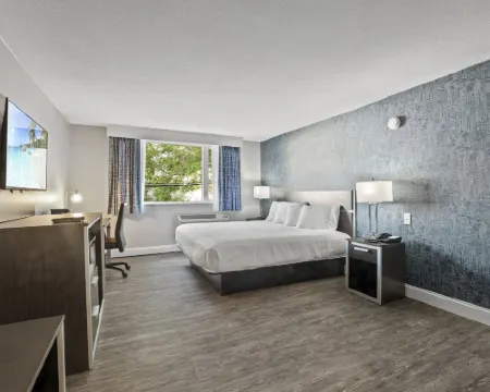 Inn on Arsenal Hotels in Watertown
