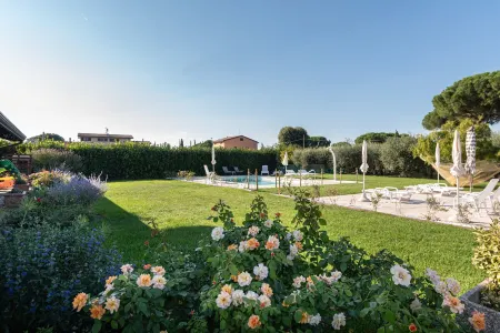 Rosa di Assisi Отели в г. Бастия-Умбра