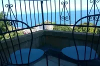Verity and Ilfracombe Harbour View - Sea View