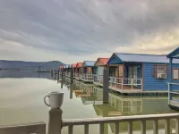 海爾斯巴碼頭和度假村
