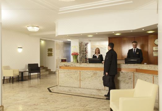 프랑크푸르트 메세 근처 호텔 외관 이미지