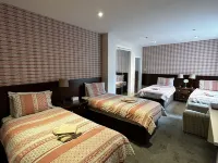 آيسر لودج جيست هاوس Hotels near كورستورفاين