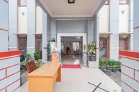 Reddoorz near Jatinangor town Square Hotel di Jatinangor