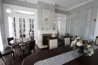 The George Manor - Desayuno