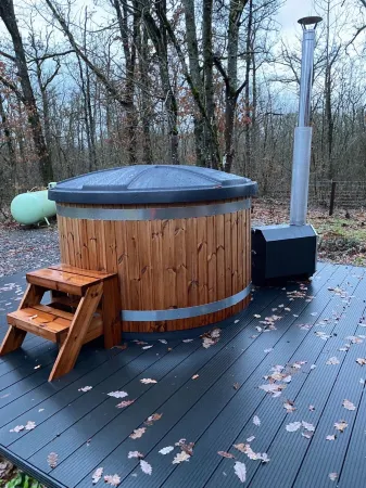 Chalet Near Durbuy with Forest & Hot Tub