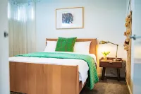 Knox的StayAU 4BR設計師之家 Timezone附近的飯店