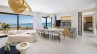 Luxury seafront Villa Noles with heated Pool, Jacuzzi, EV near Zadar - 4성급