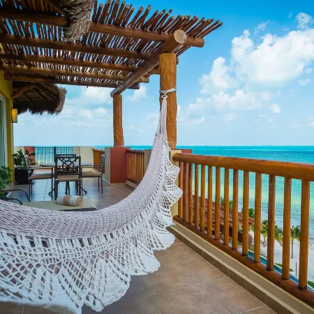 Villa del Palmar Cancun Luxury Beach Resort & Spa