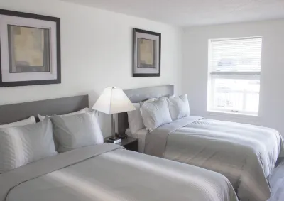 Bowmanville Marina Inn & Suites Các khách sạn ở Clarington