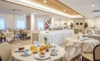 Hotel Savoia Thermae & Spa - Desayuno